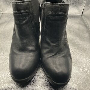 BOC Born Concept Leather Boots Womens Size 8 Black Heeled Ankle Booties